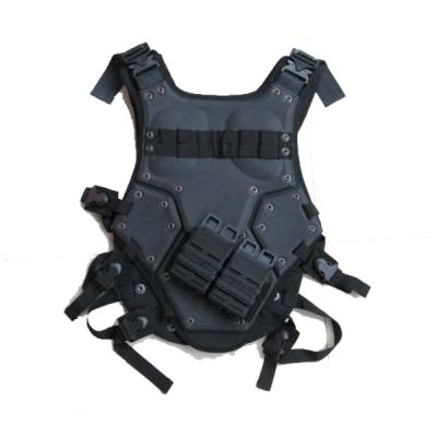 China Adjustable Nylon Waist Combat Tactical Vest for Tactical and Outdoor Activities for sale