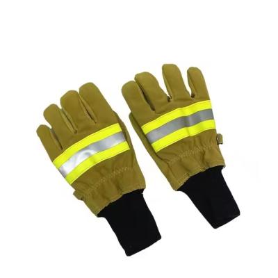 Chine Gants tactiques résistants à la chaleur pompier pompier gants de sécurité de sauvetage d'urgence à vendre