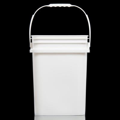 China White Pet Products Color 15 Liter PP Square Bucket With Lids for sale