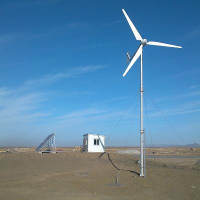 China Hybrid wind system 6KW solarwind system, 4kw solar panel +2kw wind turbine, hybrid energy system for home for sale