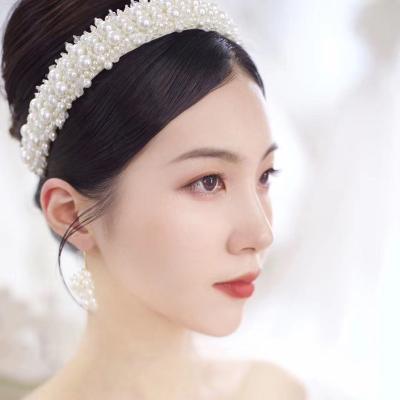 China 2022 New Custom Fashion Women's Headband Korean Bridal Hair Accessories Braided Pearl Hair Band For Women for sale