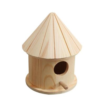 China Europe Small Solid Wood Bird Nest Box Tower Shape Outdoor Top Pine Bird Breeding Wooden Bird House for sale