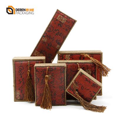 China Magnetic With Chinese Style Retro Decorative Display Gift Wooden Jewelry Packing Box Manufacture China for sale