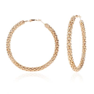 China New Fashion Environmentally Friendly Exaggerated Gold Circle Chain Earrings Big Stud Earrings For Women Girls for sale