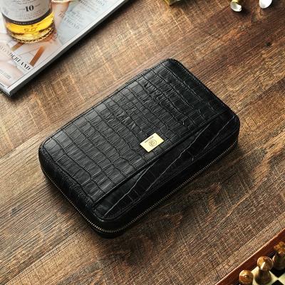 China Portable Black Luxury Portable Cigar Lighter Accessories Cutter Pocket Bag Travel Cigar Genuine Leather Humidor for sale