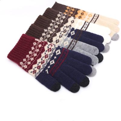 China Factory Wholesale Comfortable Cute Touch Screen Winter Mittens Cotton Jacquard Warm Printing Knitting Mittens for sale