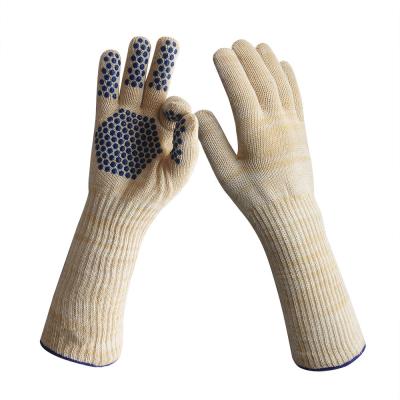 China Reusable Long Heat Resistant Flame Retardant Oven-Baked Gloves Barbecue Heat Resistant Gloves for sale