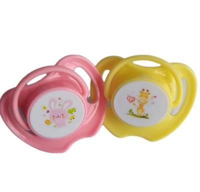 China BPA free 2021 factory wholesale new fashion silicone baby pacifier with lid for sale