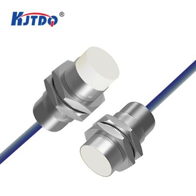 China KJT M30 NPN PNP 12V 24V Universal Sn 10mm Low Temperature Flush Inductive Proximity Sensor for sale