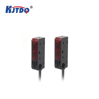 China KJT Fw60 IP67 Universal Sn 1.5m Per Beam Micro Reflection Small Photoelectric Proximity Sensor for sale