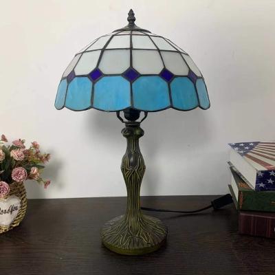 China EUROPEAN Made in China Retro Hotel Bedroom Study Bedside Cafe Fashion Reading Lamp for sale