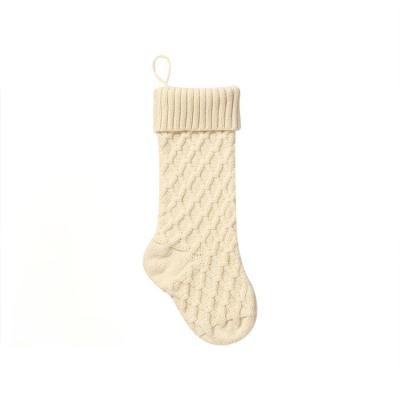 China Luxurious Christamas Decoration Christmas Stocking Gift Bags Vintage Fluffy Cozy Cable Knit Christmas Socks for sale