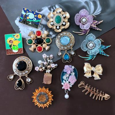 China The Other Medieval Oil Painting Brooch Color Gem Flower Embroidery Brooch Pin Glass Female for sale