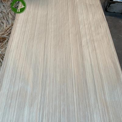 China Industrial Gabon 0.25mm EV White veneer rotary cut wood face EV White veneer for plywood for sale