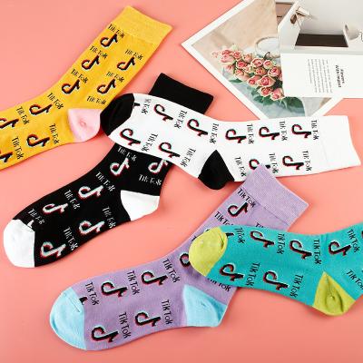 China 2021 cotton warm socks pattern tik tok fashion sale cartoon CIA style QUICK DRY multicolor socks for sale