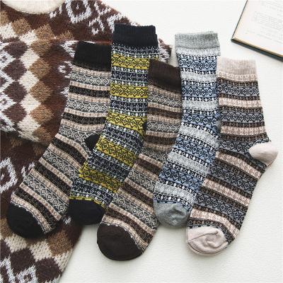 China 2021 Retro QUICK DRY Winter Style Men's Ethnic Socks Merino Wholesale Cheap Thick Warm Woolen Socks for sale