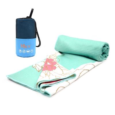 China QUICK DRY Silicon Colored Dot Package Yoga Towel Non Slip Cotton Cotton And Custom Yoga Towel for sale