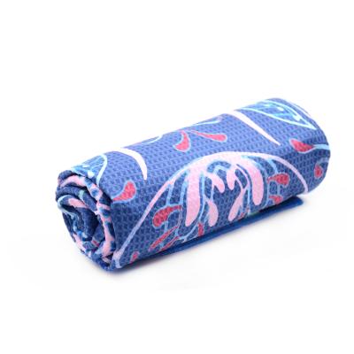 China Wholesale QUICK DRY custom print microfiber stickyfiber travel use yoga towel stitch and silicone yoga towel for sale