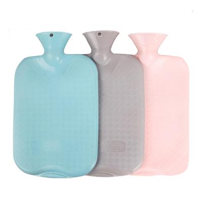 China Cute Hehong Rubber Hot Water Bag Soft Waterproof  High Capacity Eco-friendly Hot Water Bag Custom Logo for sale