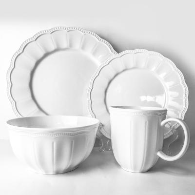 China Viable Embossed White Porcelain Dish Bowl Cup Dinner Set For Restaurant Home for sale