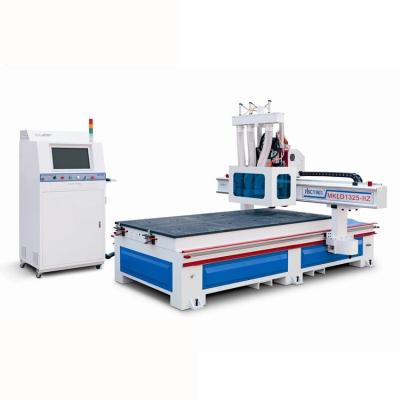 Κίνα Qingdao MKLD1325-IIZ 1250*2550mm CNC Automatic Engraving Machine προς πώληση