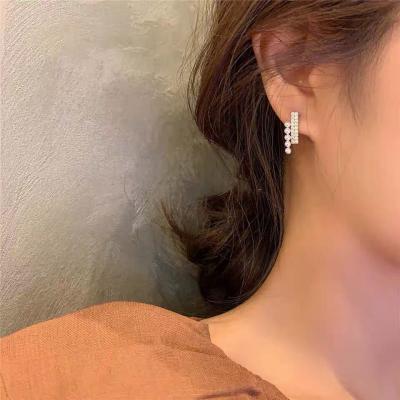 China Korean Popular Square Crystal Rhinestone Retro Freshwater Pearl Diamond Stud Earrings FASHIONABLE New Design Jewelry for sale