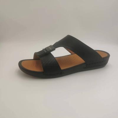 China Breathable High Quality Anti-skid Sandals EVA Outsole Men&'s Summer Wear PU Arabian Slippers for sale