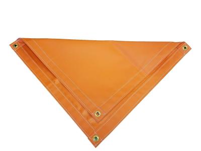 Κίνα 18oz Waterproof Woven Heavy Duty PVC Vinyl Tarp Mildew Resistant For Outdoor Applications προς πώληση