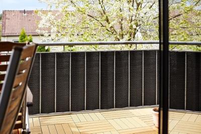 China PE PP Plastic Type Polyvinyl Fence Strip With PE Rattan balcony screen for sale