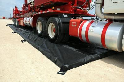 Китай Foldable Heavy Duty Spill Berm Withstands Extreme Temperatures For Emergency Liquid Containment продается