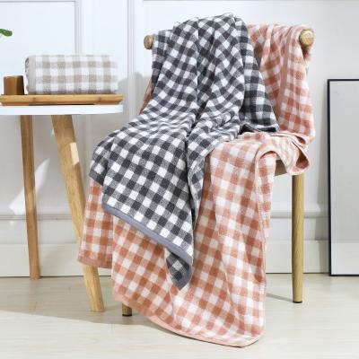 China 2023 child safe Japanese simple cotton thickened gauze plaid bath towel for adults microfiber bath towel for sale