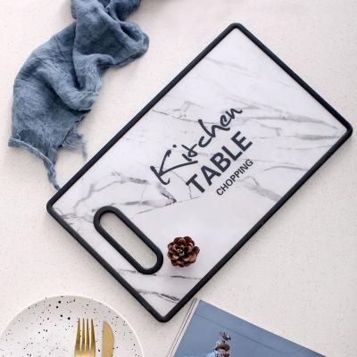 China Sustainable Acrylic Cutting Board with Lip 3 in 1 Marble and Cooper Containers Lids Walnut USA Made Pattern Fabric Mahogany Laser for sale