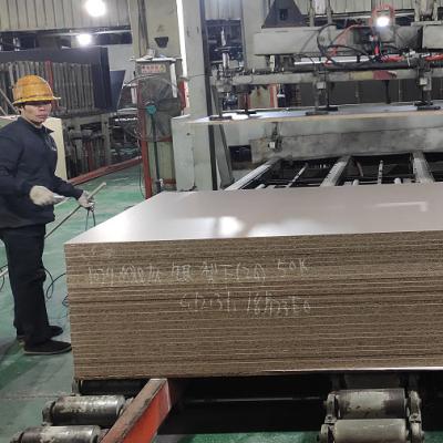 China Moisture Proof High Quality 18mm Laminated Chipboard For Furniture for sale