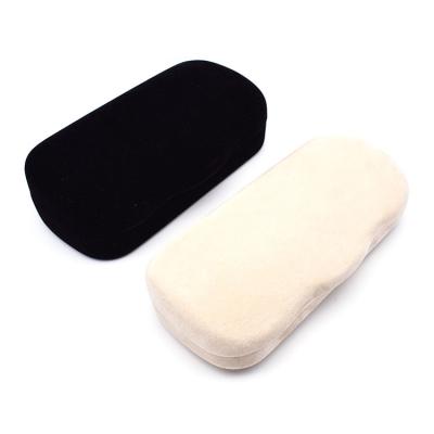 China Best Maofar Luxury Cool Square Velvet Folding Sunglasses Case for sale