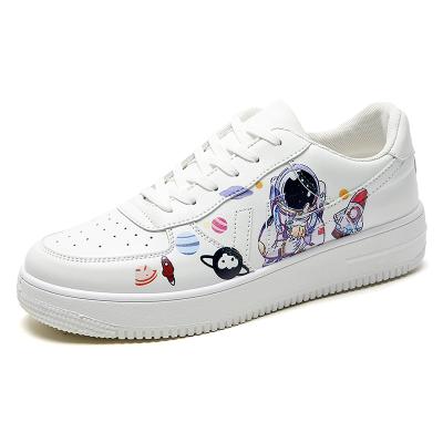 China Fashion Trend Back To School Mens Classic AF1 Sneakers Customize IP Painting Astronaut Sport Running Walking Air Force Shoes White for sale