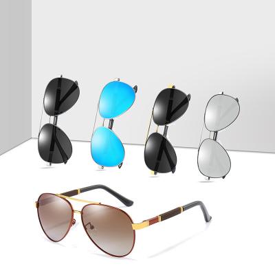 China Fashion Sunglasses 2022 New Men Polarized Toad Mirror Sunglasses UV400 Driving Outdoor Sunglasses Metal Sunglasses Customized for sale