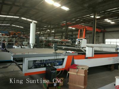 China CNC Fabric / Textile / Garment Cloth Cutting Machine 1700 X 2500mm Cutting Area for sale