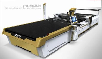 China High Speed Automatic Cloth Cutting Machine For Stuffed Toys Garment Industry for sale