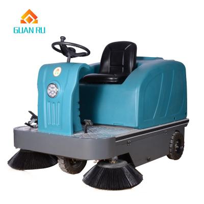 China Hotels Ride On Steet Cleaning Type Electric Battery Supply Environmental Driving Scrubber for sale