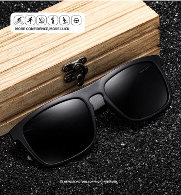 China Fashion Sunglasses Black Wood Eyewear Polarized UV400 Protection Mens Glass Sun Glasses Men Walnut Sun Glasses for sale