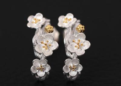 China S925 Silver Retro Art Plum Earrings Female Models Chinese Style Beautiful Flowers Ancient Style Temperament Earrings for sale