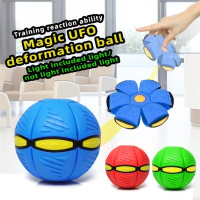 China Magic Flying Saucer Ball UFO Ball Led Lights Rotating Magic Disc UFO Toys Factory HY-0215034 for sale