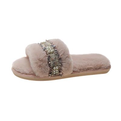 China 2021 fashion trend 2020 new flat cotton clog autumn and winter slippers with plush couples daily home women for sale