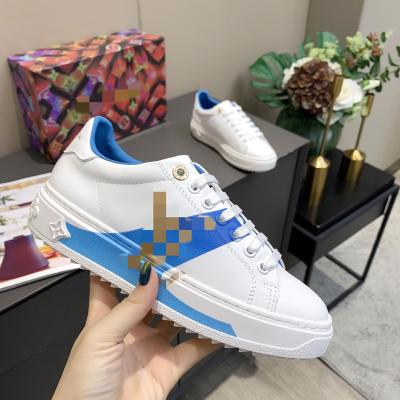 China Original Fashion Trend Customization Fabric Walking Shoes White Non-slippery Easy-wear Comfortable Stretch Board Shoes For Men Women Men for sale