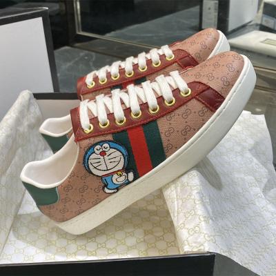 China 2022 fashion trend brand new fashion brand new RED GREEN STRIPE women's casual sneakers bee embroidered luxury designer shoes for sale