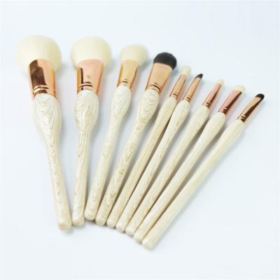 China Angular Blush Goat Hair Makeup Brush Set for sale