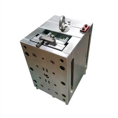 China Dongguan home application injection mold mold supplier custom tool for assembly kit for pocket cell housing plastic box for sale