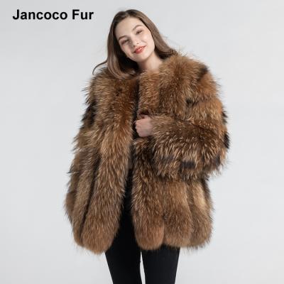 China Lady Winter Warm Jacket Real Raccoon Fur Coat Luxury Soft Fur Coat S7158B Sustainable Design Long Coat for sale