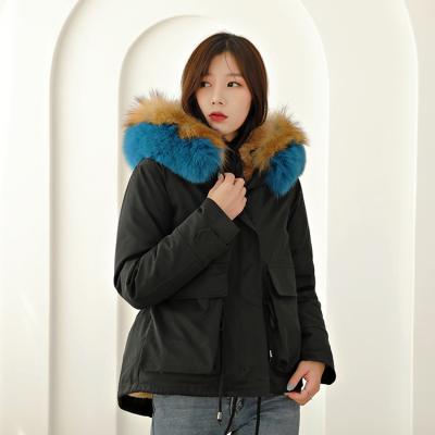 China Hot Sale S7904 Women's Winter Fur Jackets Anti-Shrink Thick Natural Fur Parka Coats for sale