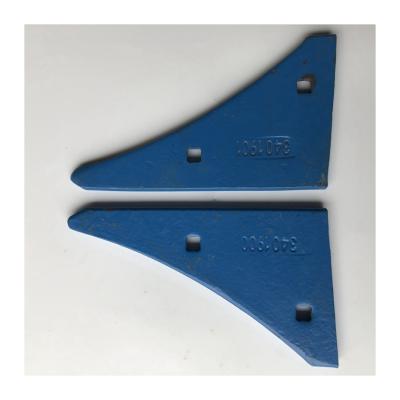 China Farms Wholesale Blue Side Triangle Hydraulic Flip Plow Boron Steel Plow Parts for sale